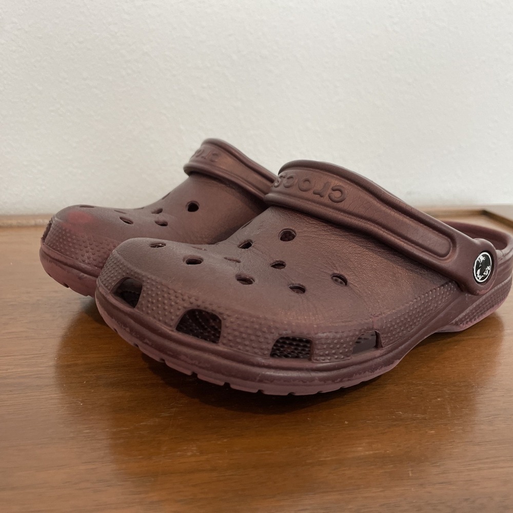 Crocs Dark Cherry Sandals Sz M4 W6 Deep Burgundy‎